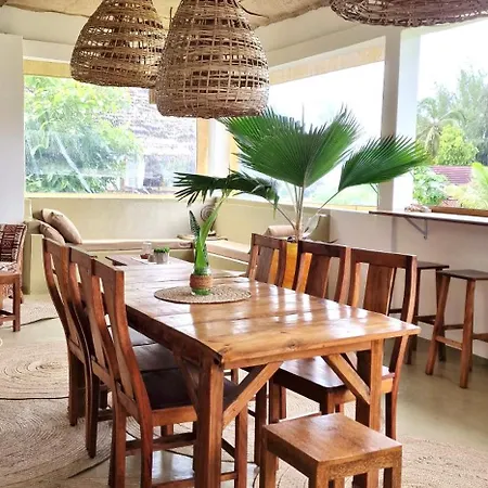 Bed and Breakfast Mlango Paje House II